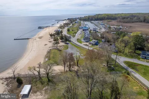 4873 Highland Ter, Chesapeake Beach, MD 20732