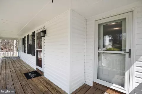 Exterior - 9607 Cortland Ln, Dunkirk, MD 20754 photo 4 of 12