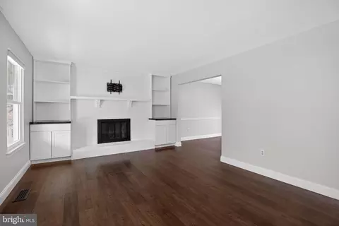 Living - 9607 Cortland Ln, Dunkirk, MD 20754 photo 1 of 6