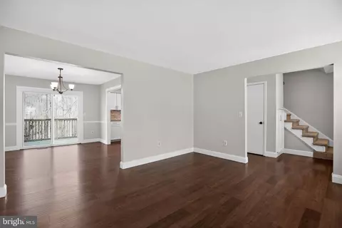 Living - 9607 Cortland Ln, Dunkirk, MD 20754 photo 5 of 6