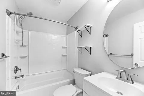 Bath - 11951 Prince Ct, Dunkirk, MD 20754 photo 1 of 2