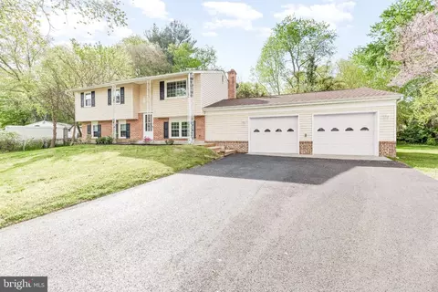 Exterior - 11951 Prince Ct, Dunkirk, MD 20754 photo 3 of 5