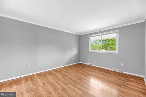 Living - 11951 Prince Ct, Dunkirk, MD 20754 photo 3 of 7