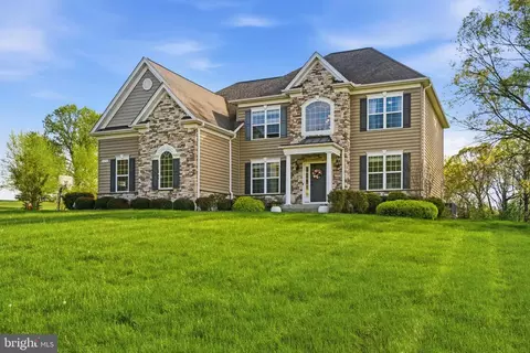 Exterior - 12732 Legacy Dr, Dunkirk, MD 20754 photo 5 of 9