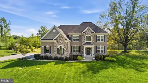 12732 Legacy Dr, Dunkirk, MD 20754