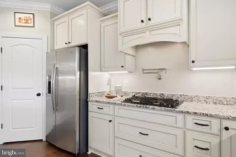 Kitchen - 12732 Legacy Dr, Dunkirk, MD 20754 photo 6 of 8