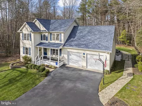 2132 Brians Way, Lusby, MD 20657