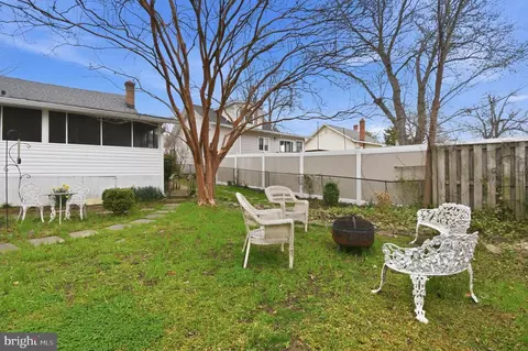 Exterior - 4041 7th St, North Beach, MD 20714 photo 11 of 11
