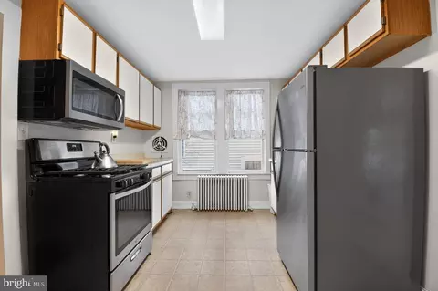 Kitchen - 4041 7th St, North Beach, MD 20714 photo 2 of 2