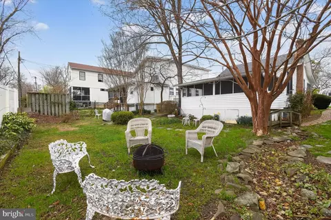 Exterior - 4041 7th St, North Beach, MD 20714 photo 8 of 11