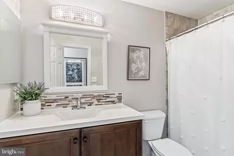 Bath - 754 Belle Field Rd #103, Solomons, MD 20688 photo 3 of 3