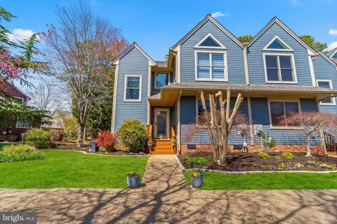 754 Belle Field Rd #103, Solomons, MD 20688