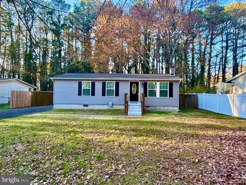 12995 Rousby Hall Rd, Lusby, MD 20657