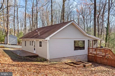 12646 High Sierra Rd, Lusby, MD 20657