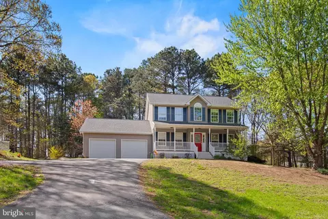 6115 Canary Ln, Saint Leonard, MD 20685