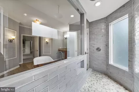 Bath - 3120 Lacrosse Ct, Dunkirk, MD 20754 photo 8 of 14