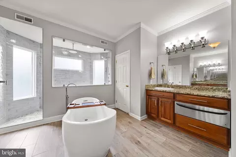 Bath - 3120 Lacrosse Ct, Dunkirk, MD 20754 photo 4 of 14