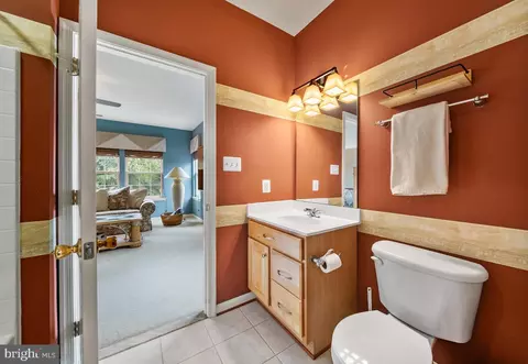 Bath - 3120 Lacrosse Ct, Dunkirk, MD 20754 photo 9 of 14