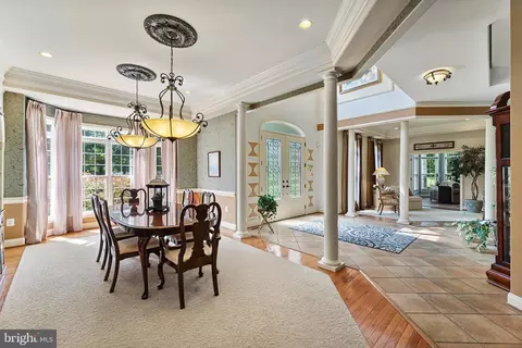 Dining - 3120 Lacrosse Ct, Dunkirk, MD 20754 photo 2 of 5