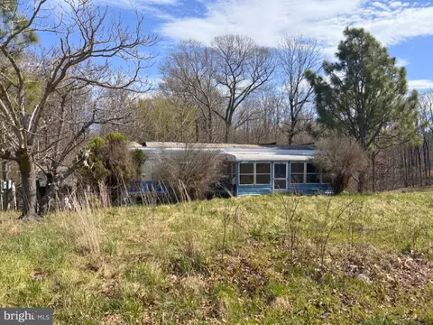 290 Skinners Turn Rd, Owings, MD 20736