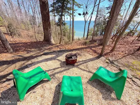 12468 El Dorado Ln, Lusby, MD 20657