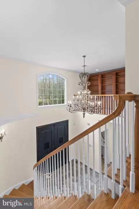 Entry Way - 4020 Chaney Cove Ct, Dunkirk, MD 20754 photo 4 of 7