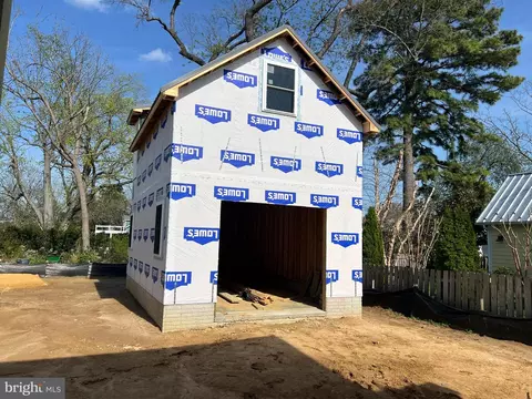 14270 Calvert St, Solomons, MD 20688 photo 2