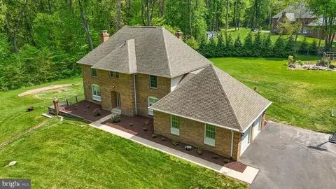 11820 Cedarwood Dr, Dunkirk, MD 20754