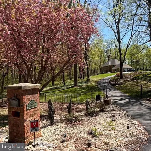 11820 Cedarwood Dr, Dunkirk, MD 20754