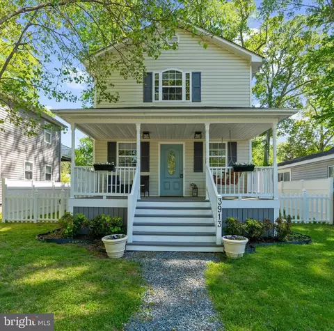 3913 6th St, North Beach, MD 20714