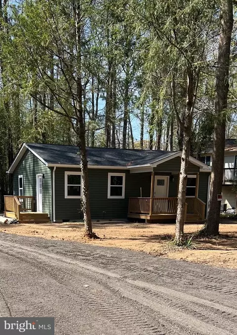 11551 Hoofbeat Trl, Lusby, MD 20657
