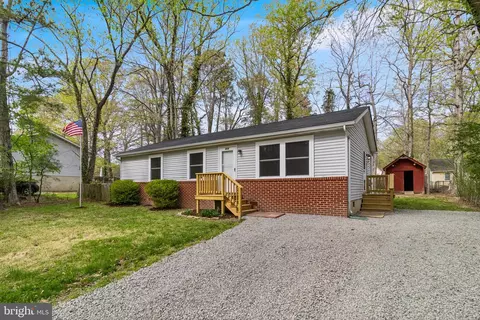 818 San Mateo Trl, Lusby, MD 20657