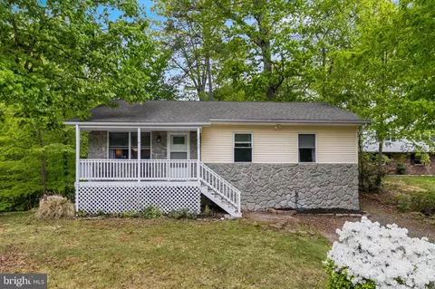 12435 San Jose Ln, Lusby, MD 20657