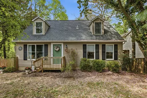 1020 Gringo Ct, Lusby, MD 20657