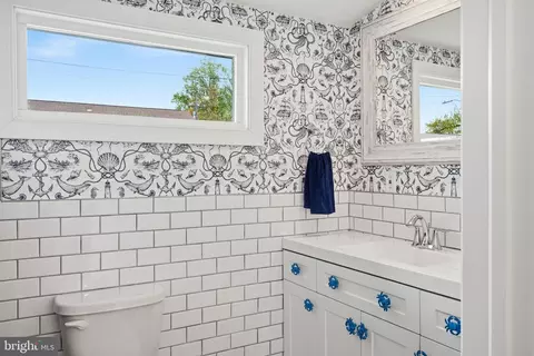 Bath - 8329 Bayside Rd, Chesapeake Beach, MD 20732 photo 1 of 3