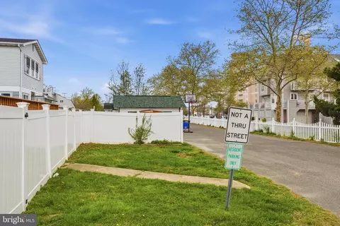 Exterior - 8329 Bayside Rd, Chesapeake Beach, MD 20732 photo 9 of 11