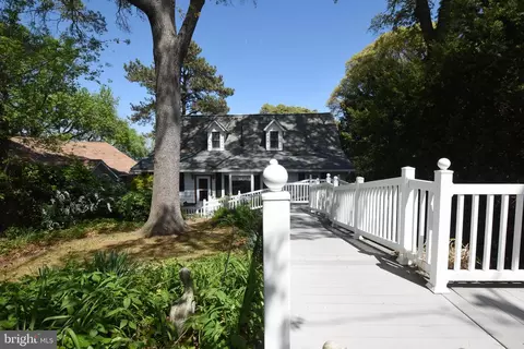 1815 Highland Dr, Saint Leonard, MD 20685