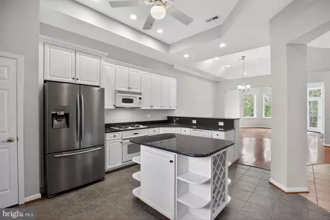 Kitchen - 733 Runabout Loop #733, Solomons, MD 20688 photo 2 of 5