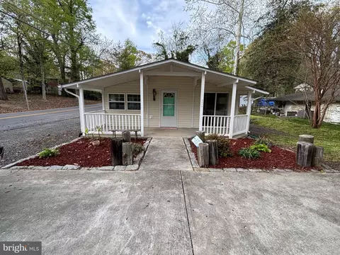 8312 Pine Blvd, Lusby, MD 20657