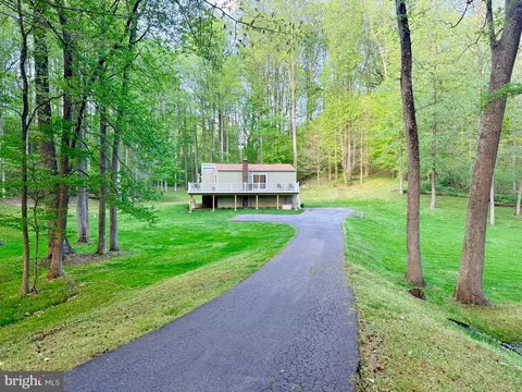 2033 Boyds Trl, Owings, MD 20736