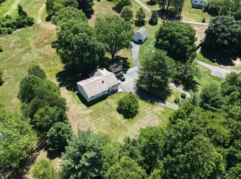 8531 Solomons Island Rd, Owings, MD 20736