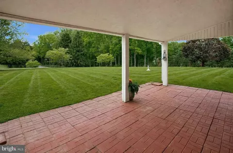 Exterior - 10700 Ward Rd, Dunkirk, MD 20754 photo 3 of 5