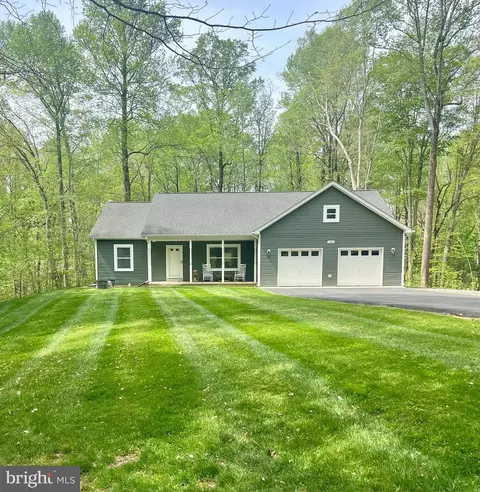 1320 Neptune Ln, Huntingtown, MD 20639