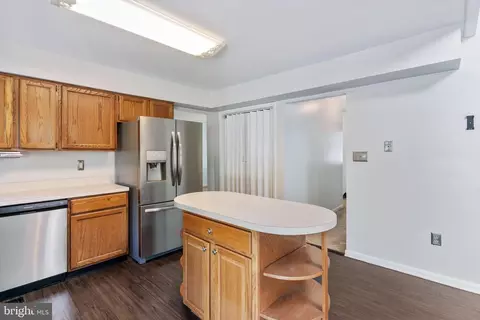 Kitchen - 8305 Circle Dr, Lusby, MD 20657 photo 2 of 4