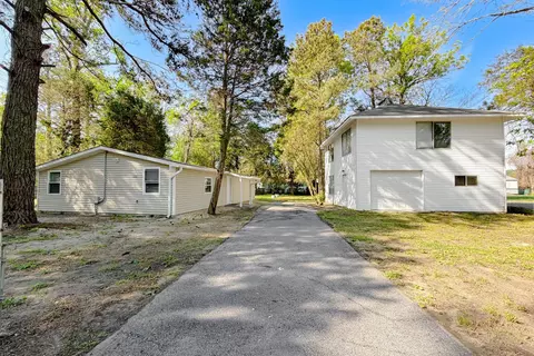 10955 Elm Dr, Lusby, MD 20657