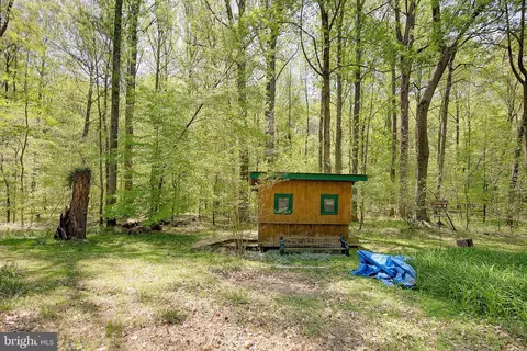 Exterior - 2050 Mccracken Dr, Dunkirk, MD 20754 photo 7 of 12