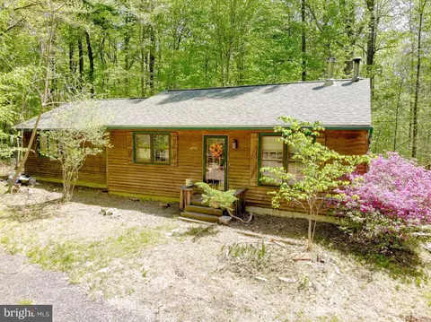 Exterior - 2050 Mccracken Dr, Dunkirk, MD 20754 photo 2 of 12