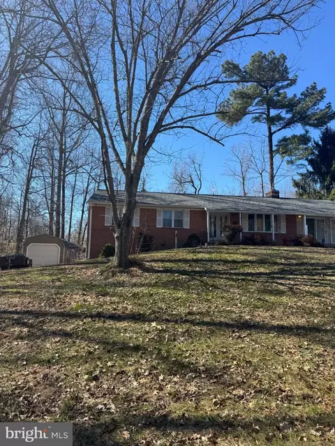 2007 Boyds Trl, Owings, MD 20736