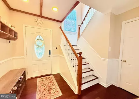 Entry Way - 14318 Pennington Ct #113, Solomons, MD 20688 photo 1 of 4