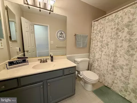 Bath - 14318 Pennington Ct #113, Solomons, MD 20688 photo 5 of 5
